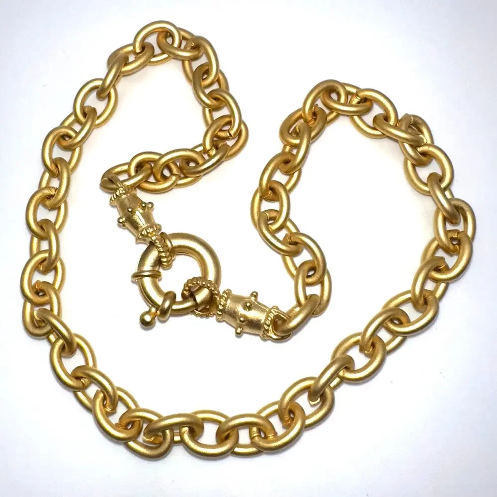 1980s 1990s vintage Etruscan Revival matte gold tone cable link chain necklace